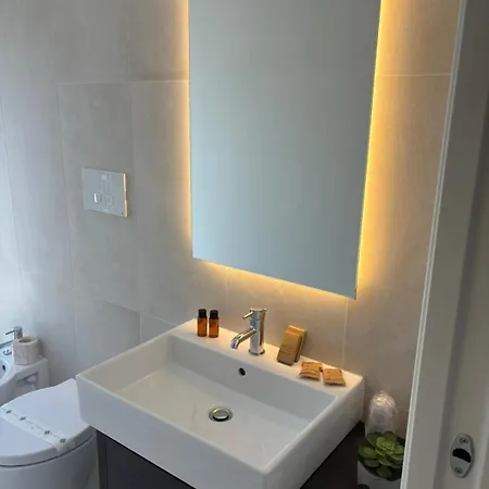 Luxury * Bari